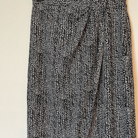 Valette Wrap Midi Skirt - Picture 4 of 8